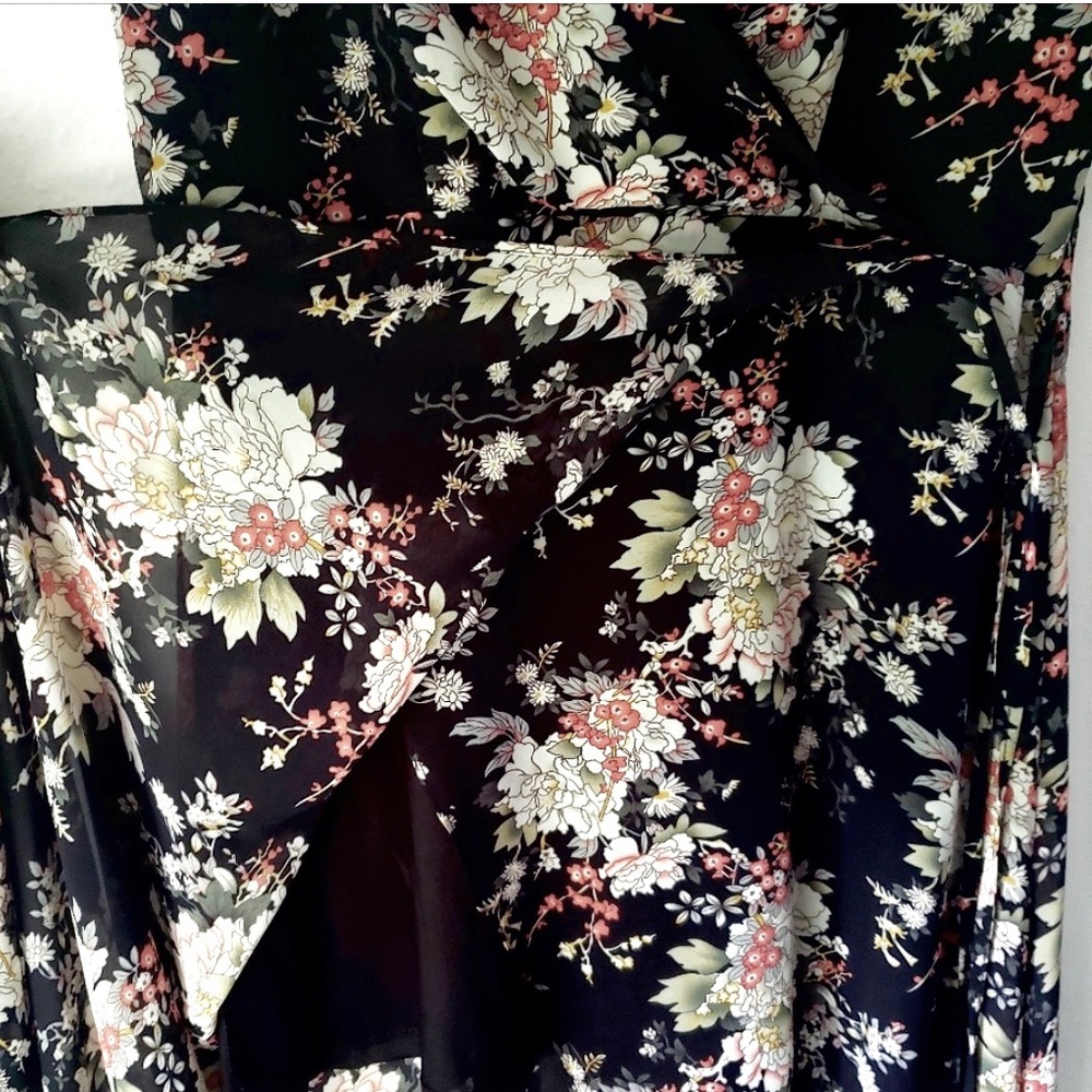 ESSUE black floral high-low dress - Picture 3 of 3